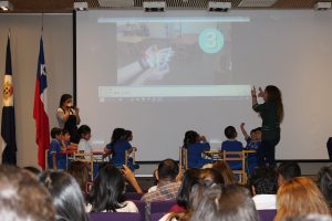 Con la presencia del Dr. Masami Isoda se realiza Clase Pública en el CEA PUCV