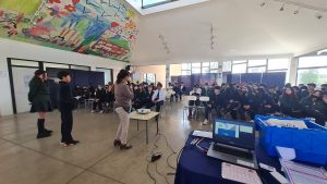 Charlas de divulgación científica gestionadas por el IMA PUCV se presentaron en establecimientos educacionales del país durante el 2022